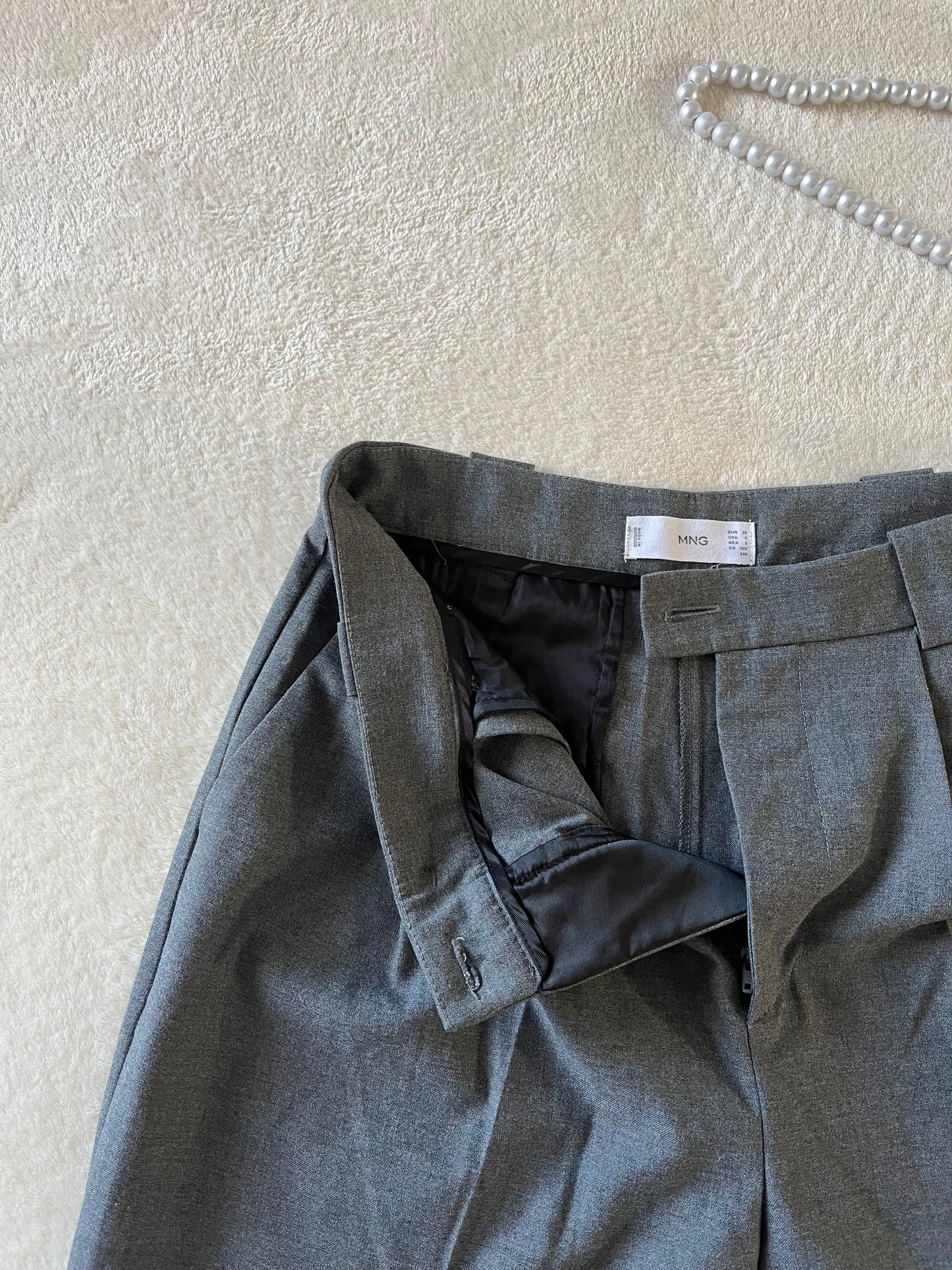 Pantalon ajusté ☑️ Mango ☑️ T.38