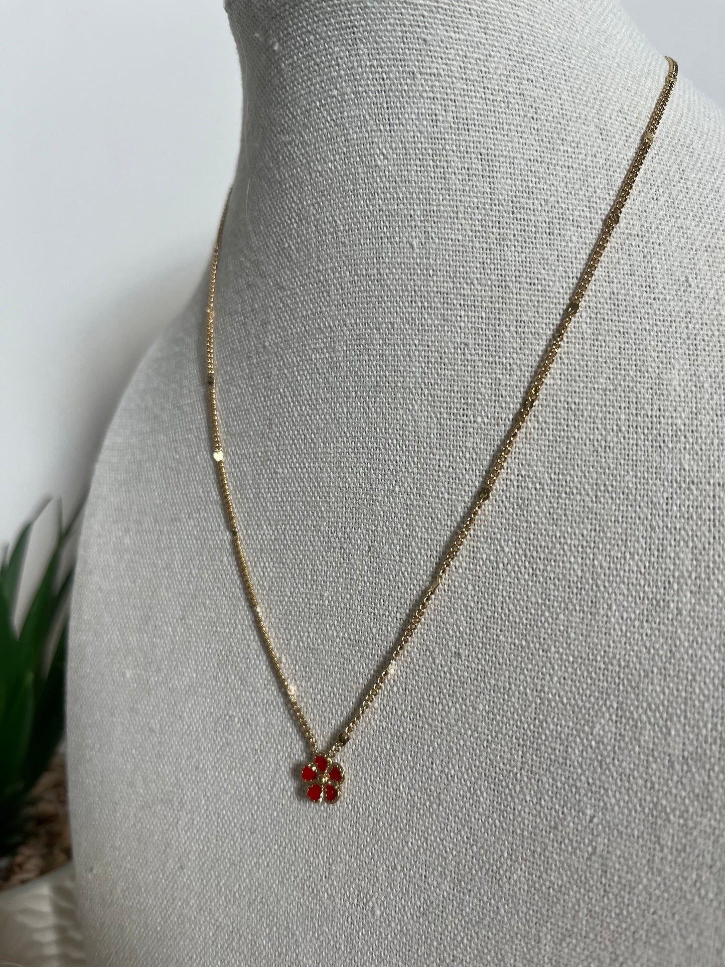 Collier fleur - 3 coloris